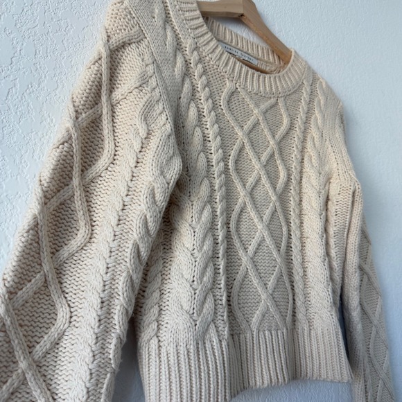 English Factory Womens Cream Cable Knit Cropped Sweater Size Med Ivory Pullover - Picture 4 of 6